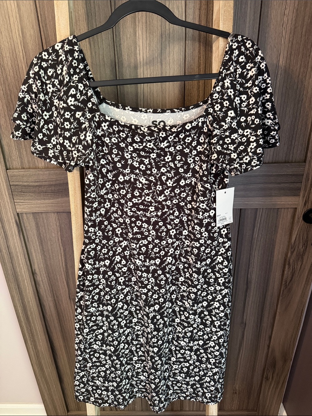 SO Black and White Floral Midi Dress with Flutter Sleeves and Square Neck